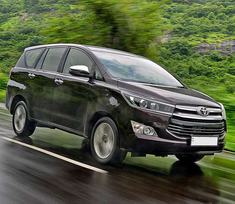 Innova car rental in delhi